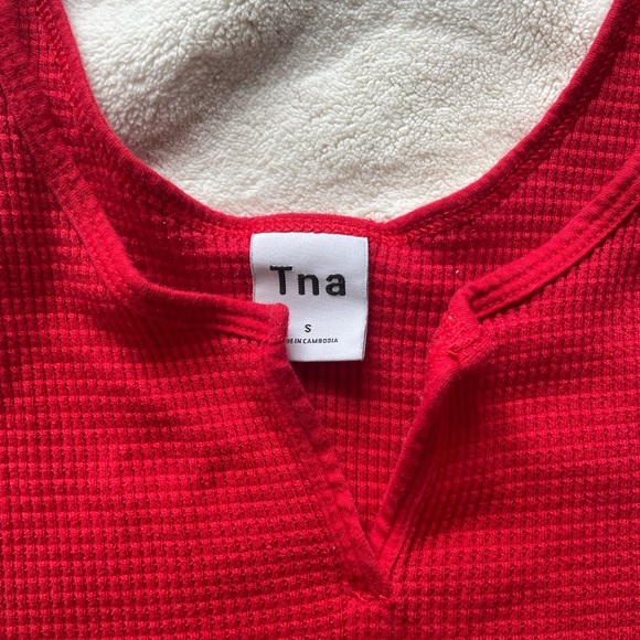 TNA Waffle Notch Tank - Picture 2 of 3